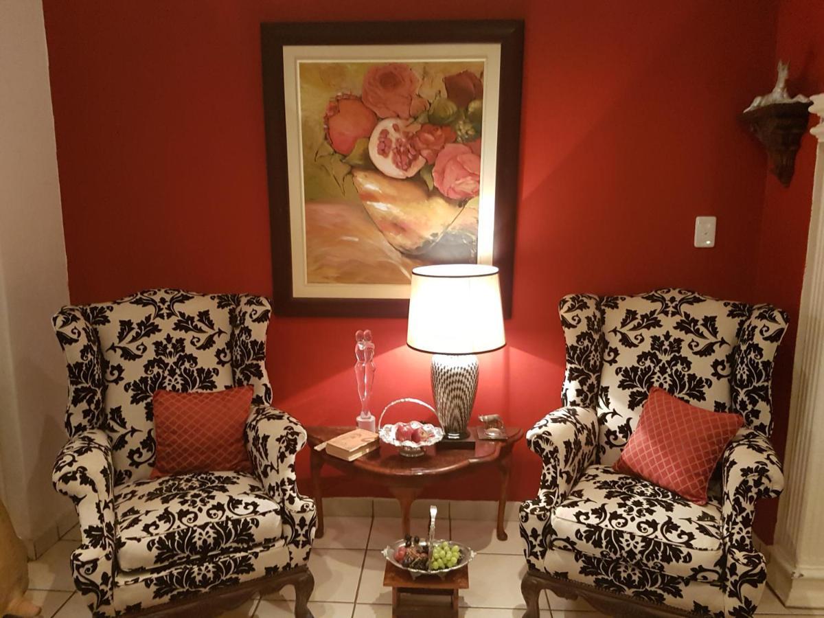 Michael-Angelo Guest House بوتشيفستروم المظهر الخارجي الصورة