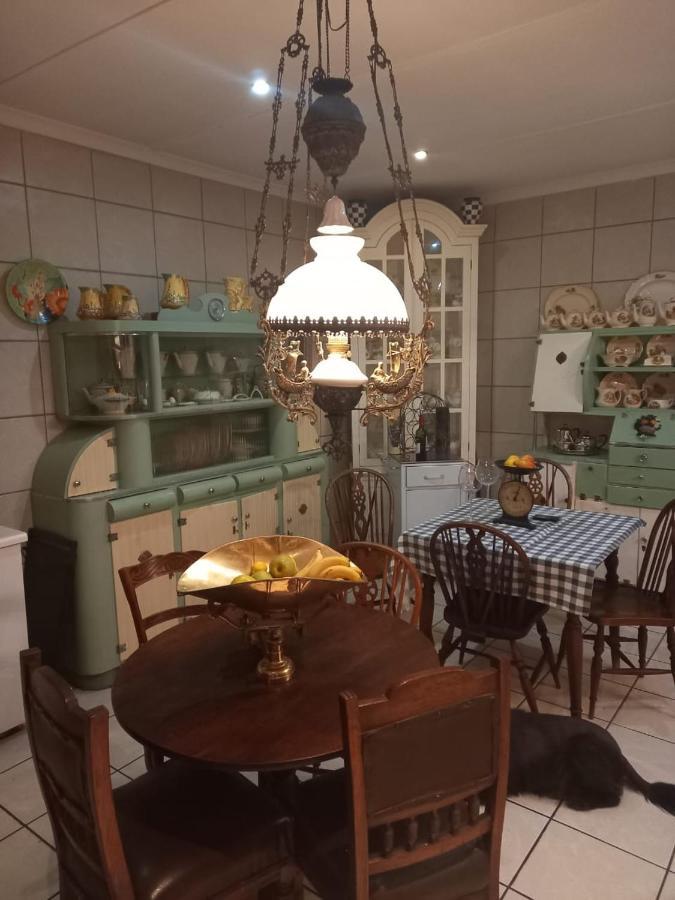 Michael-Angelo Guest House بوتشيفستروم المظهر الخارجي الصورة