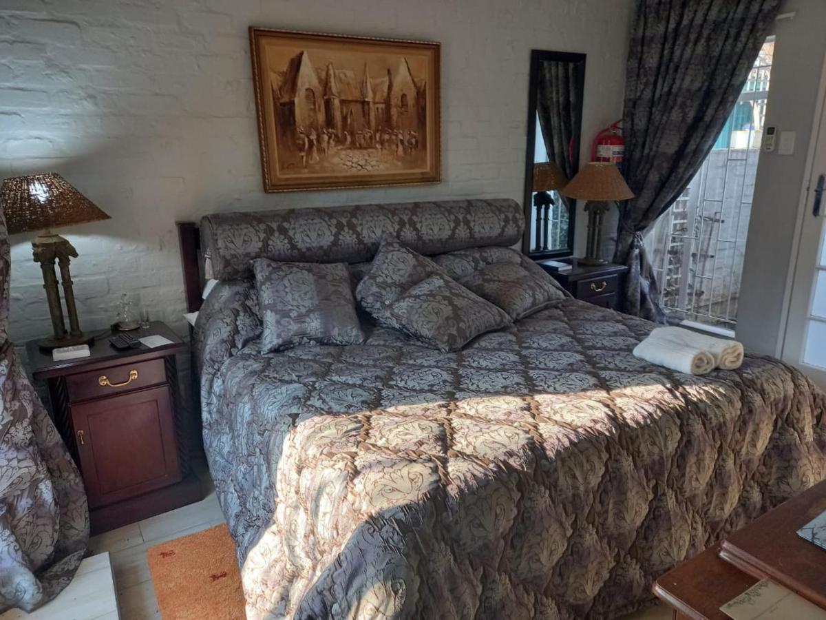 Michael-Angelo Guest House بوتشيفستروم المظهر الخارجي الصورة